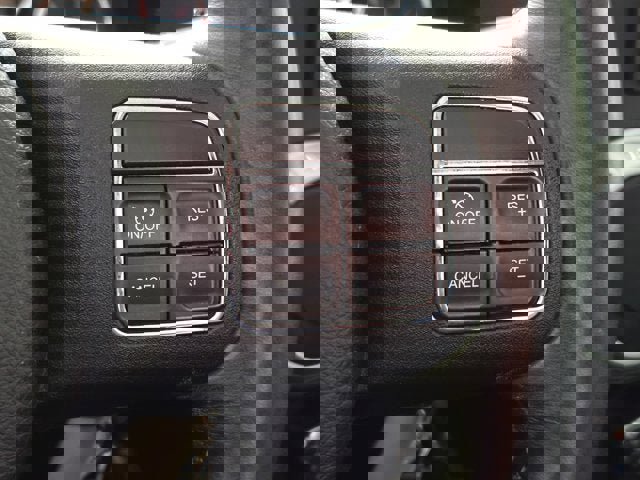 Used 2012 Jeep Wrangler Unlimited Sahara w/ Max Tow Pkg image 29