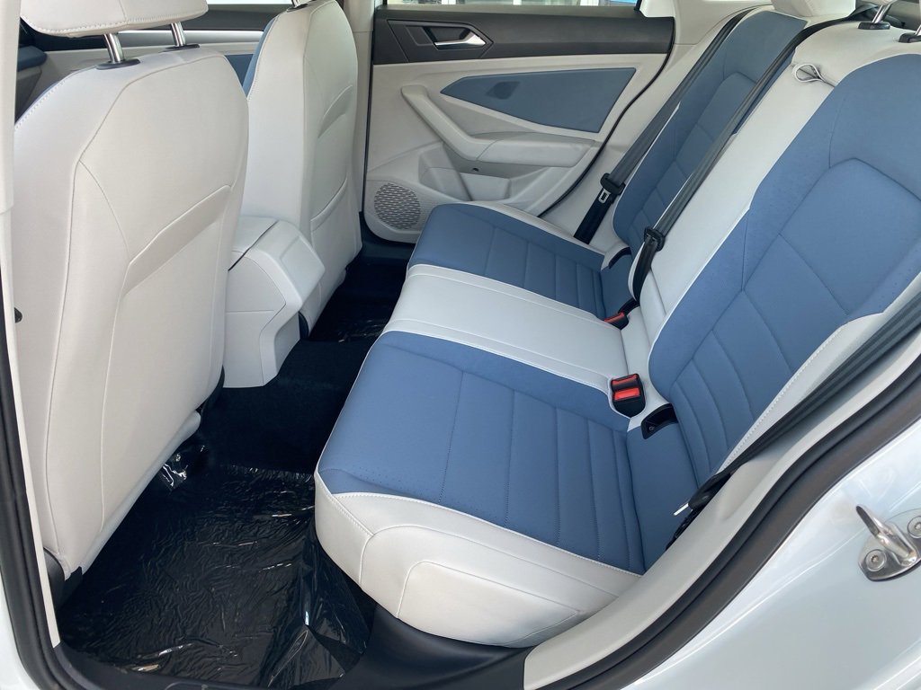 New 2025 Volkswagen Jetta SE image 22