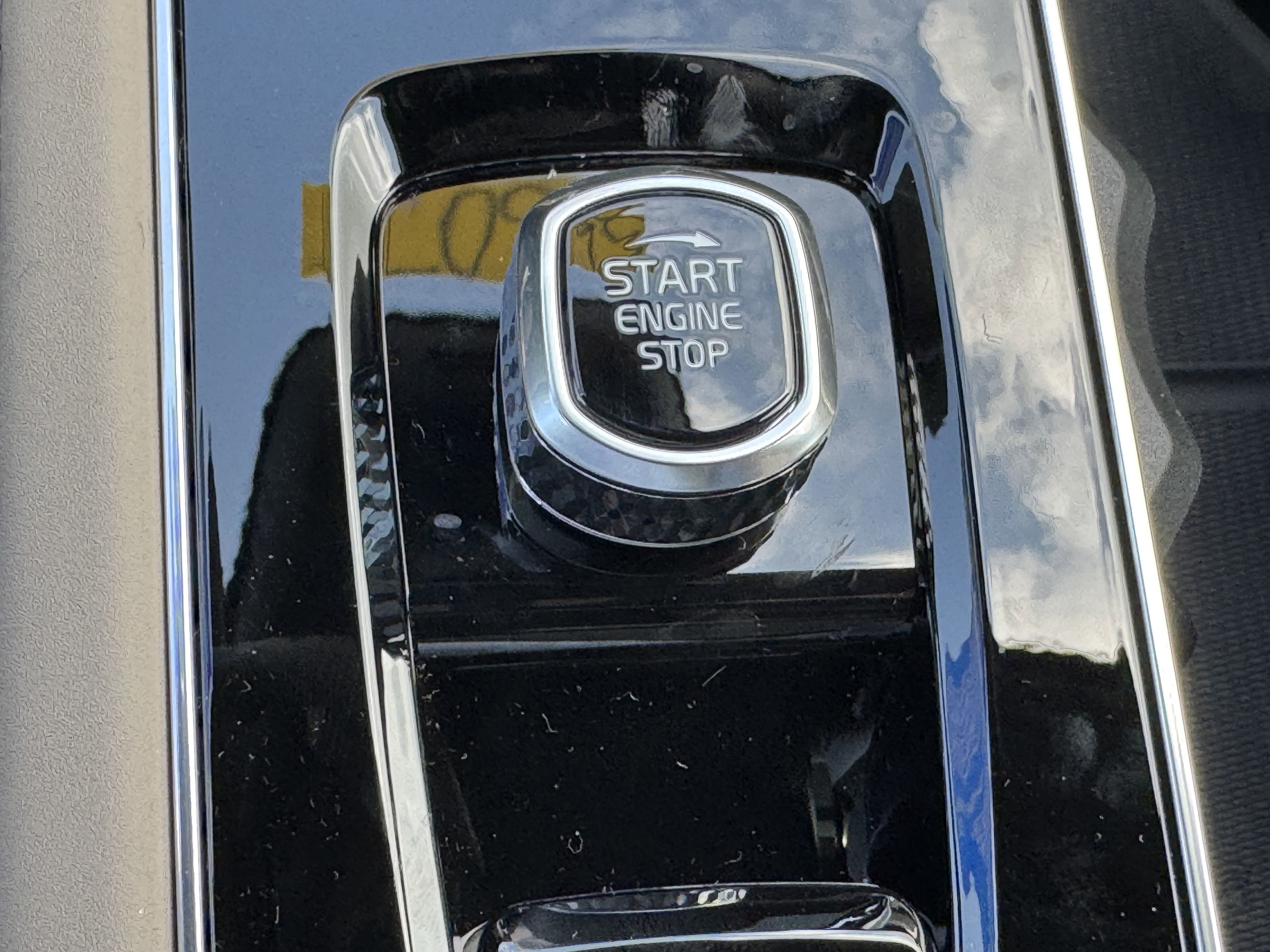 New 2026 Volvo XC90 B6 Plus image 26