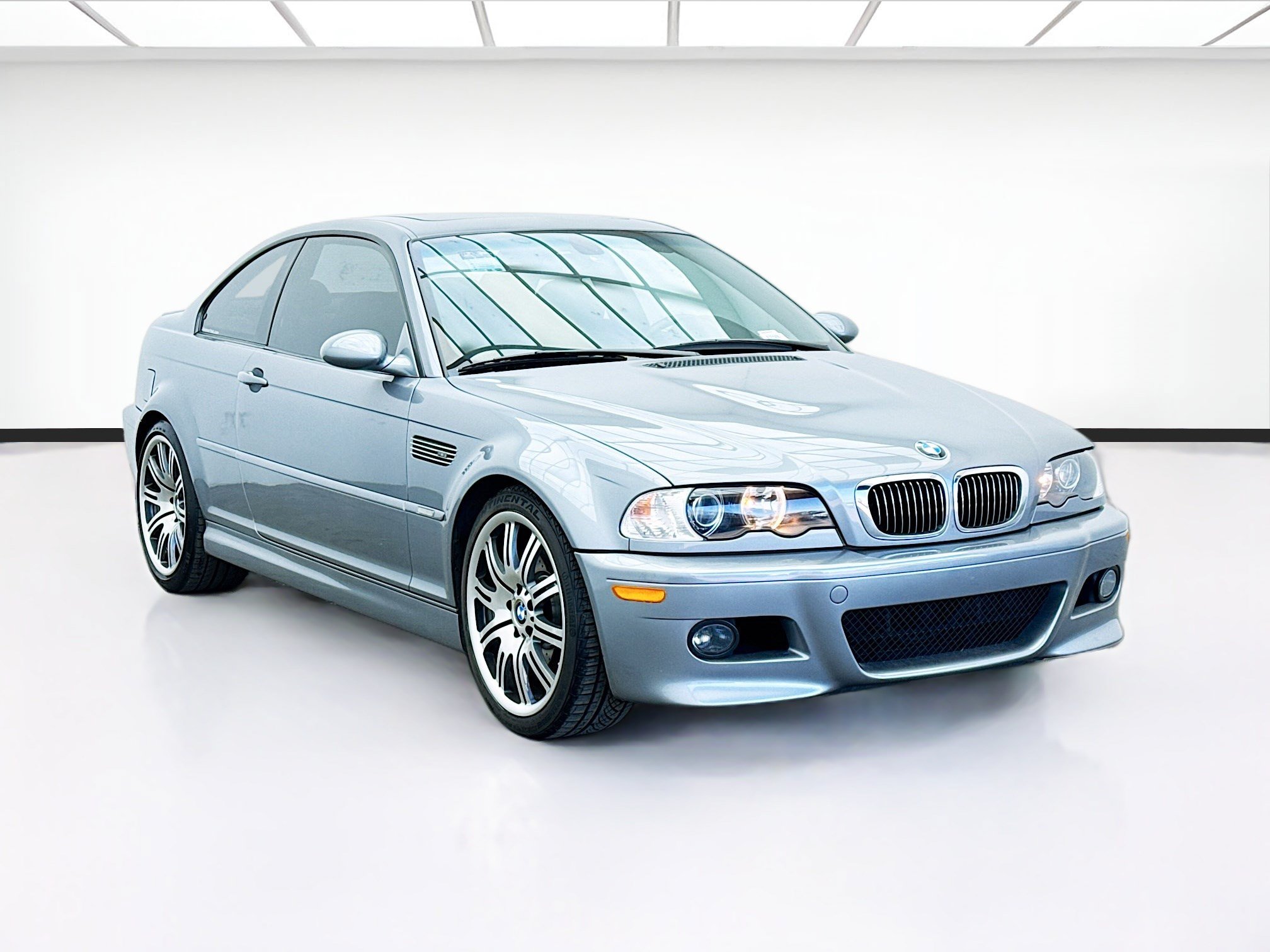 Used 2004 BMW M3 Coupe RWD image 3