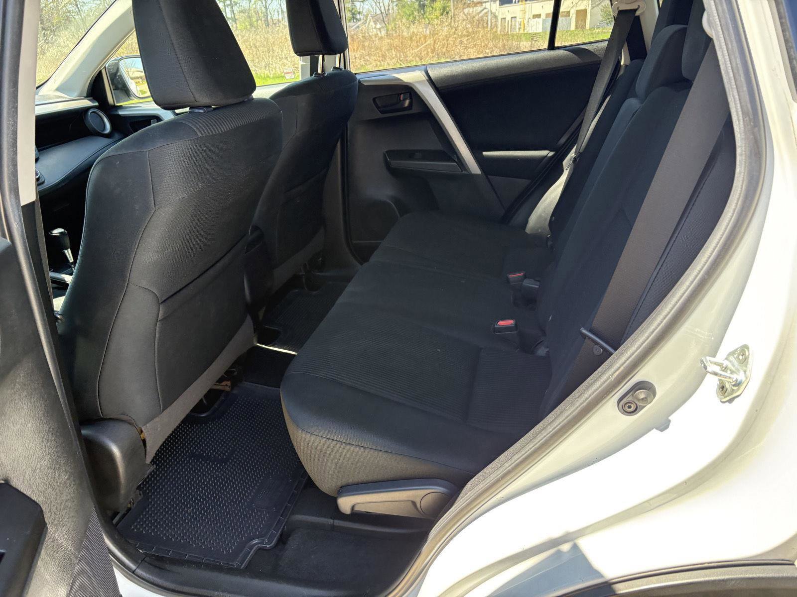 Used 2018 Toyota RAV4 LE w/ All Weather Liner Package FWD image 12