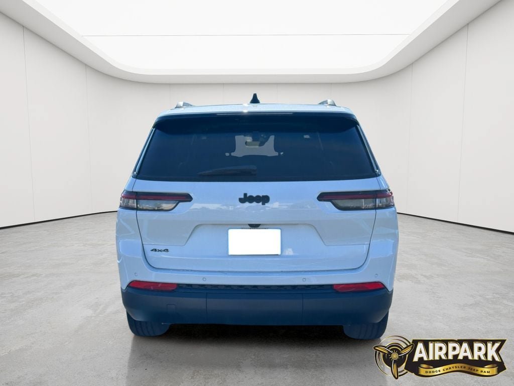 New 2025 Jeep Grand Cherokee L Altitude AWD/4WD image 6