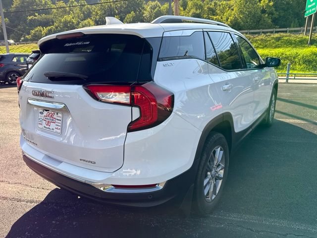 Used 2022 GMC Terrain SLT w/ Tech Package AWD/4WD image 7
