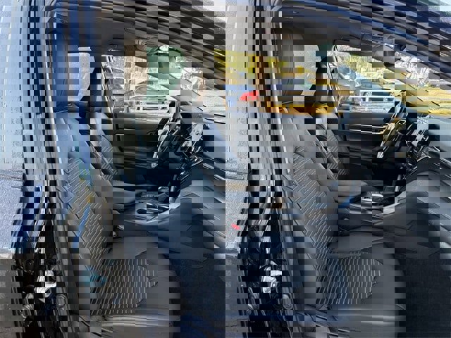 Used 2023 Toyota Camry SE image 28