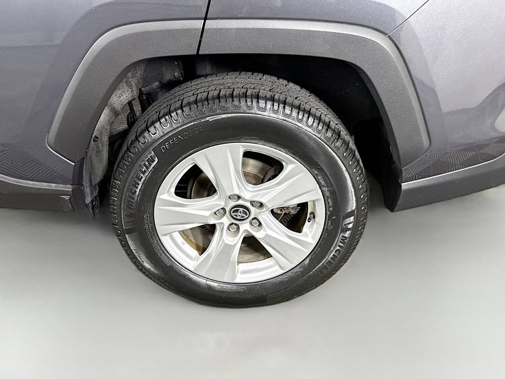 Certified 2020 Toyota RAV4 XLE w/ Convenience Package AWD/4WD image 35