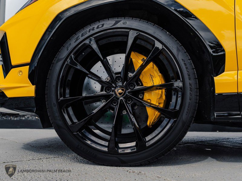 Used 2023 Lamborghini Urus S image 34