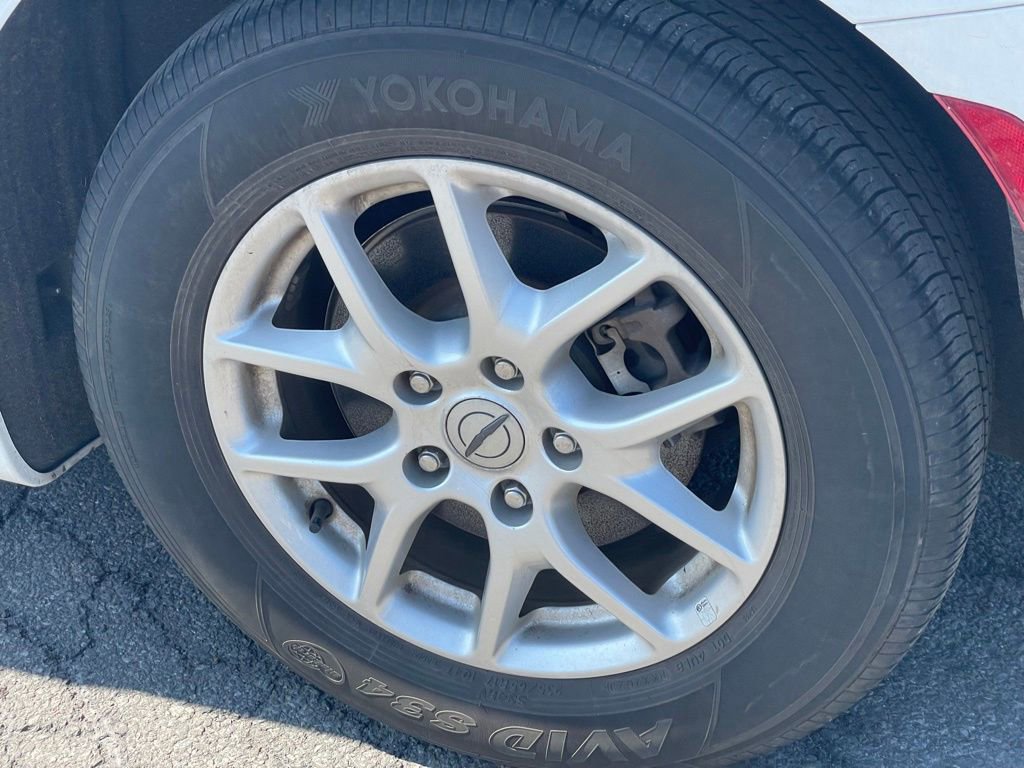 Used 2023 Chrysler Voyager LX image 27