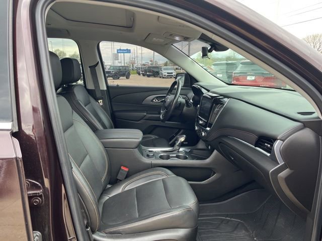 Used 2021 Chevrolet Traverse Premier AWD/4WD image 18