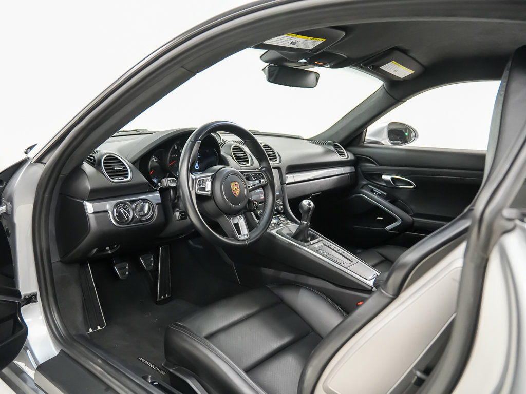 Certified 2021 Porsche 718 Cayman GTS RWD image 4