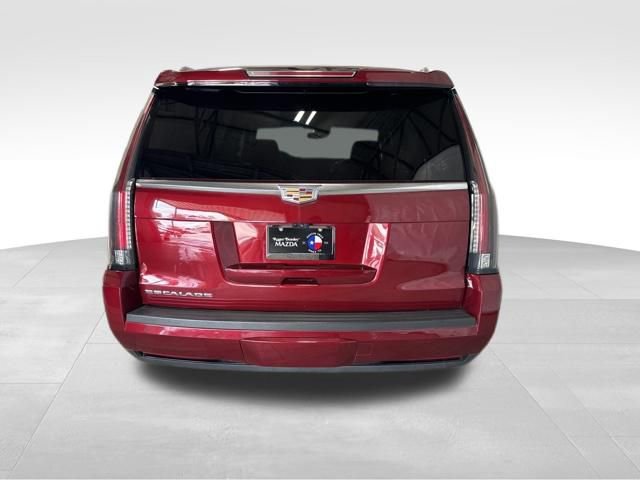 Used 2018 Cadillac Escalade Luxury RWD image 7