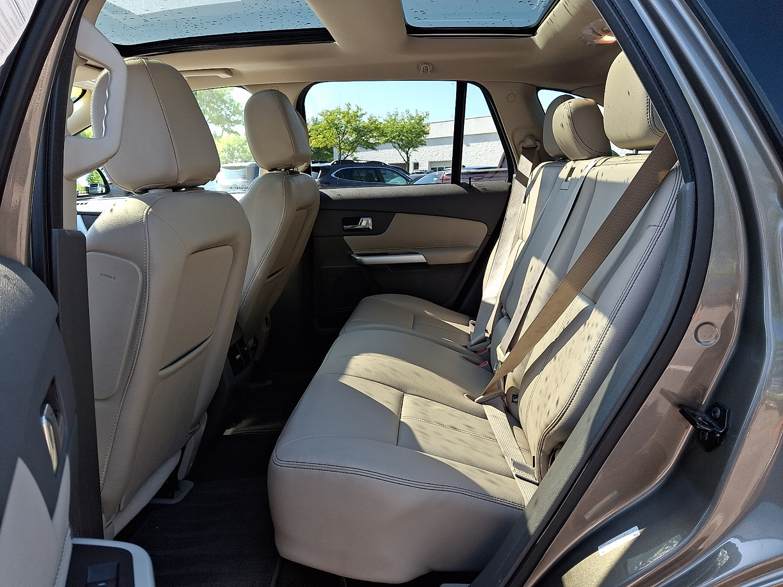 Used 2013 Ford Edge SEL FWD image 10