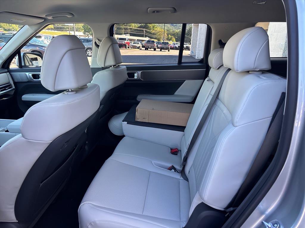 New 2027 Hyundai Santa Fe SEL AWD/4WD image 10
