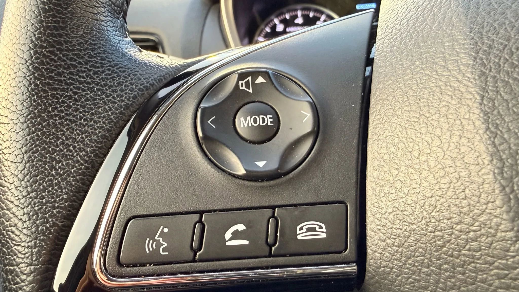 Used 2024 Mitsubishi Eclipse Cross SE image 8