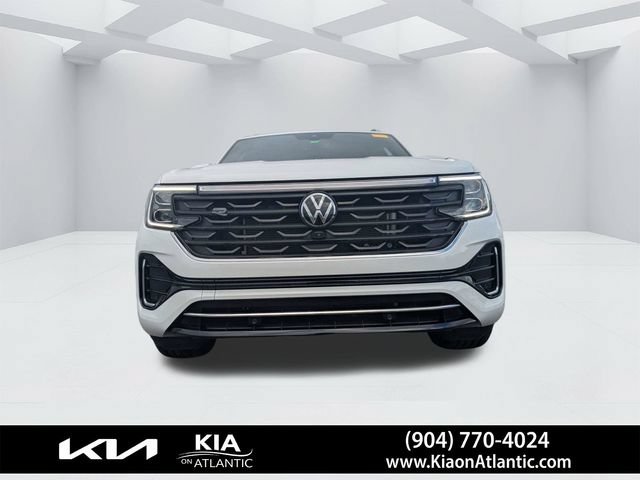 Used 2025 Volkswagen Atlas Cross Sport SEL Premium R-Line AWD/4WD image 8