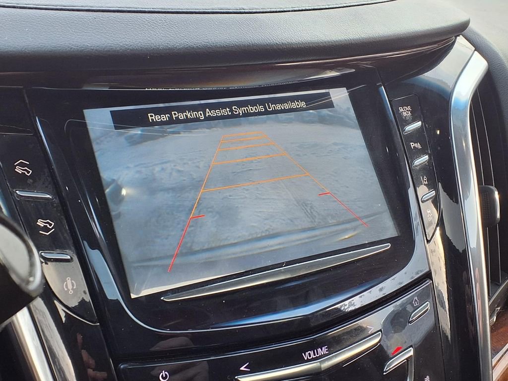 Used 2015 Cadillac Escalade Luxury image 17