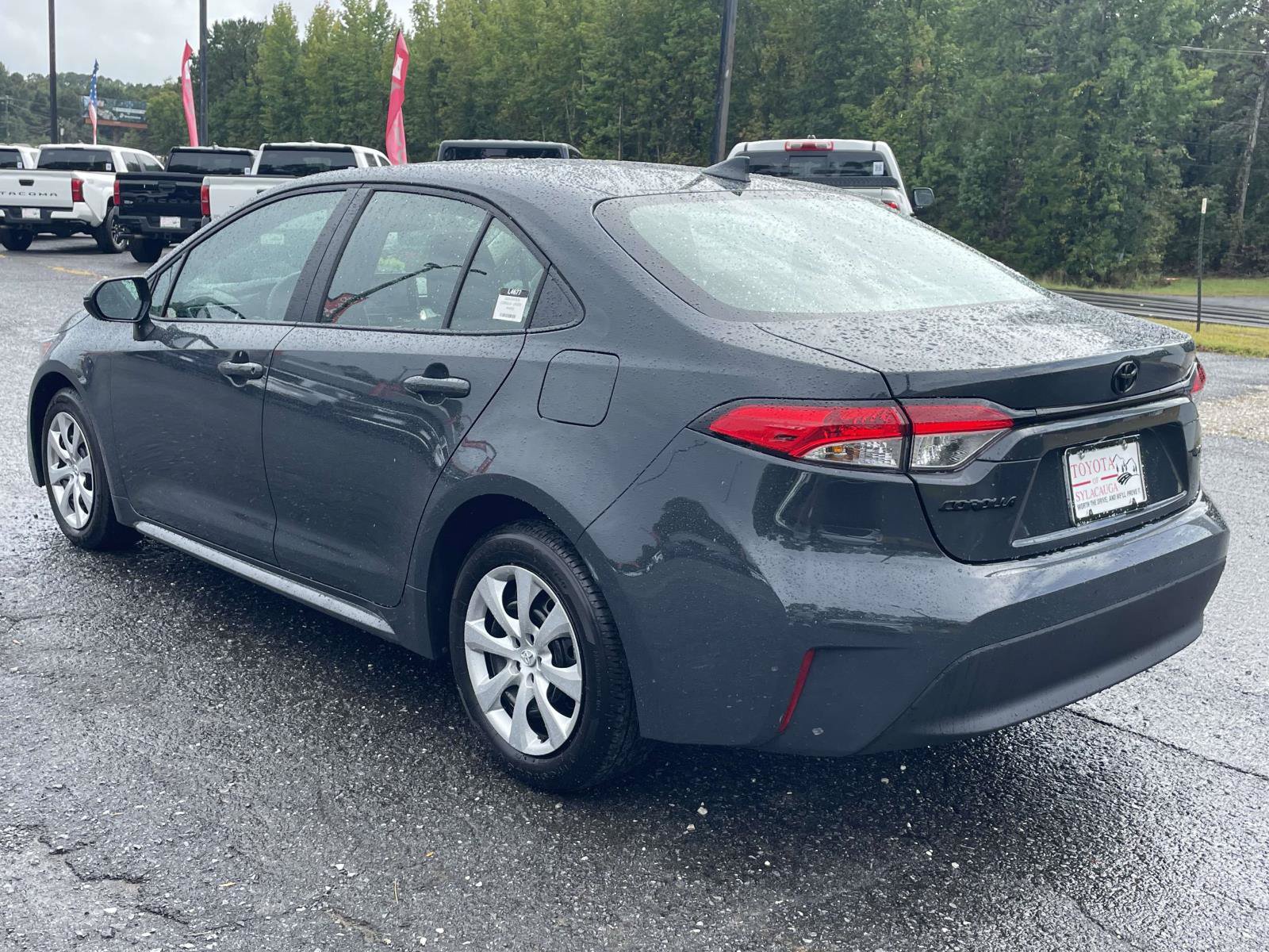 Used 2026 Toyota Corolla LE FWD image 4