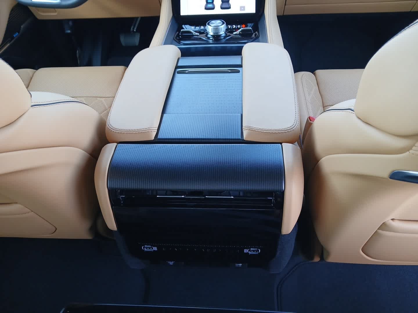 New 2026 Jeep Grand Wagoneer Summit AWD/4WD image 76
