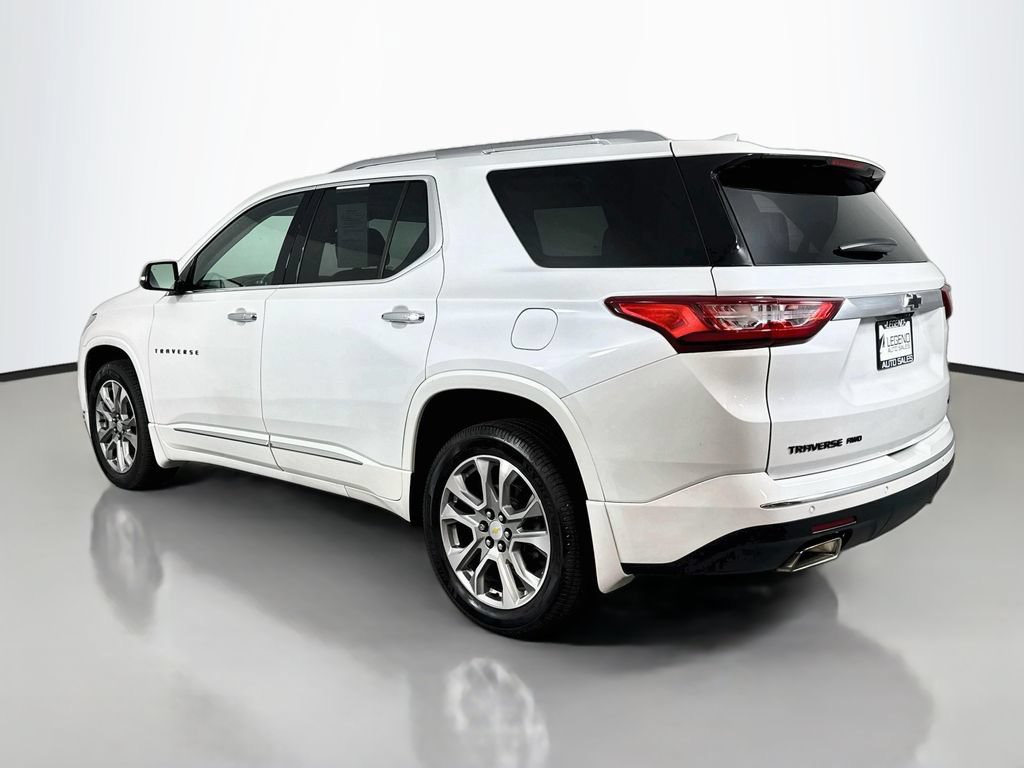 Used 2019 Chevrolet Traverse Premier w/ LPO, Blackout Package AWD/4WD image 8