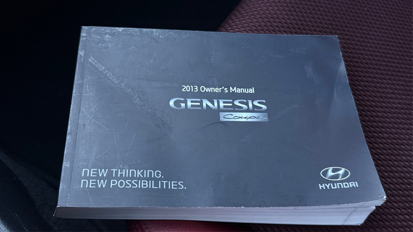 Used 2013 Hyundai Genesis 3.8 RWD image 21