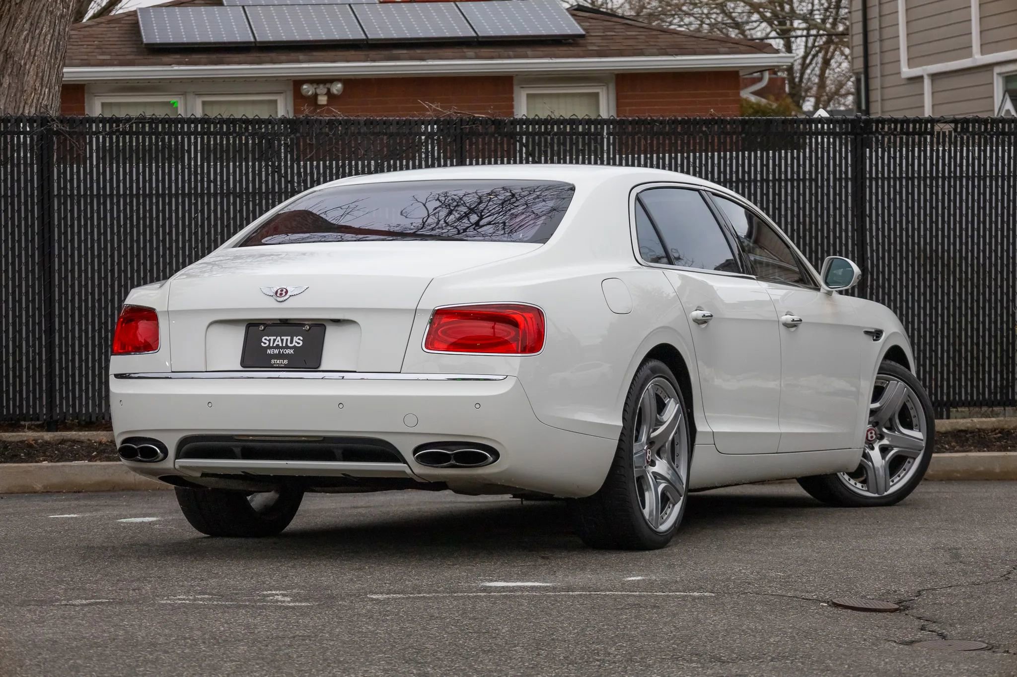 Used 2015 Bentley Flying Spur V8 image 22