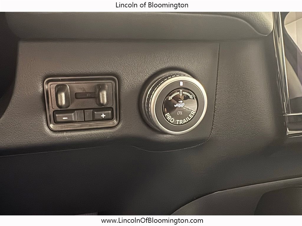 New 2026 Lincoln Navigator L Reserve AWD/4WD image 52