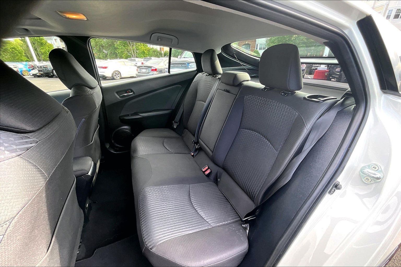 Used 2016 Toyota Prius Three w/ Advanced Technology Package FWD image 24