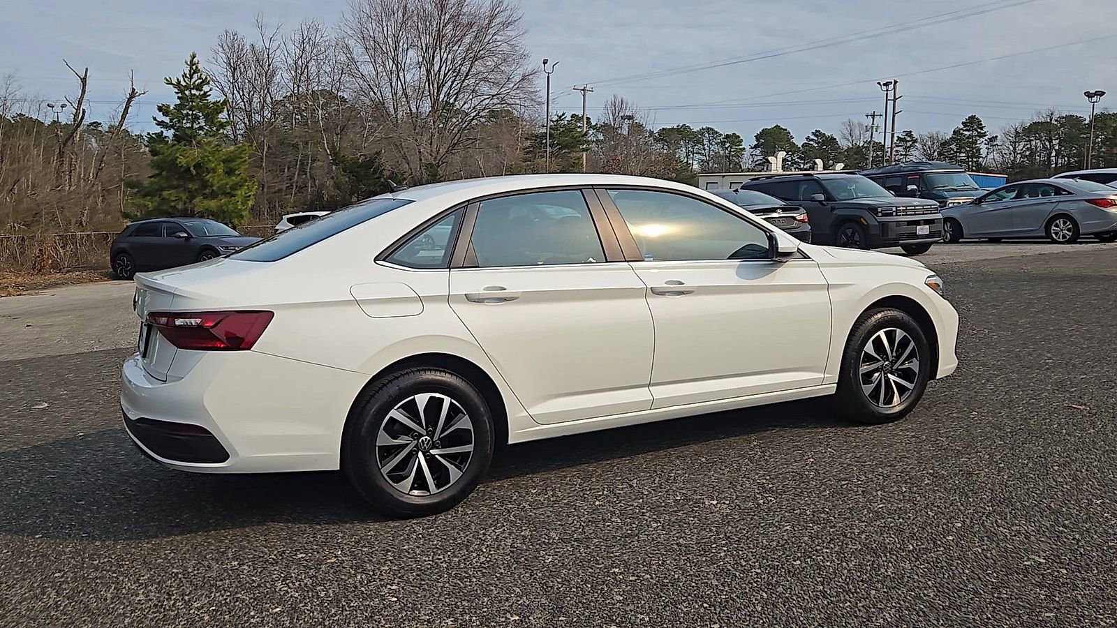 Used 2023 Volkswagen Jetta S image 8