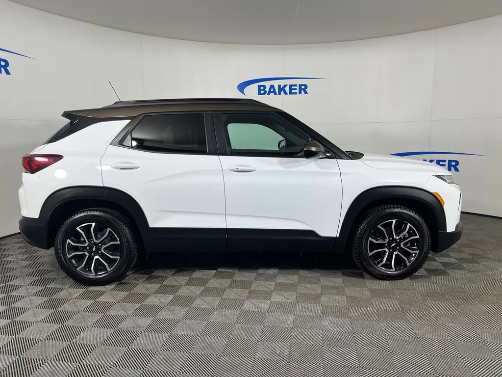 Used 2021 Chevrolet TrailBlazer ACTIV w/ Technology Package AWD/4WD image 7