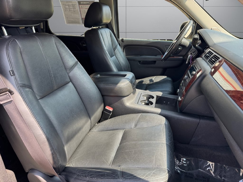 Used 2013 Chevrolet Tahoe LT AWD/4WD image 17