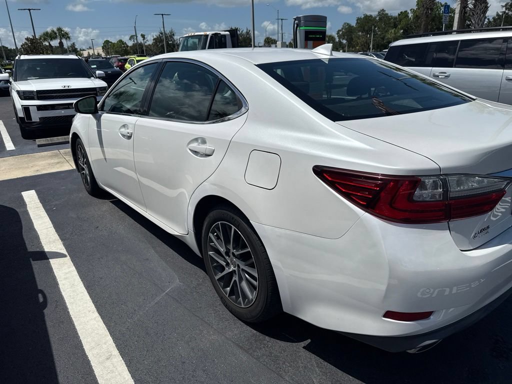 Used 2018 Lexus ES 350 w/ Luxury Package w/Wood Trim FWD image 8