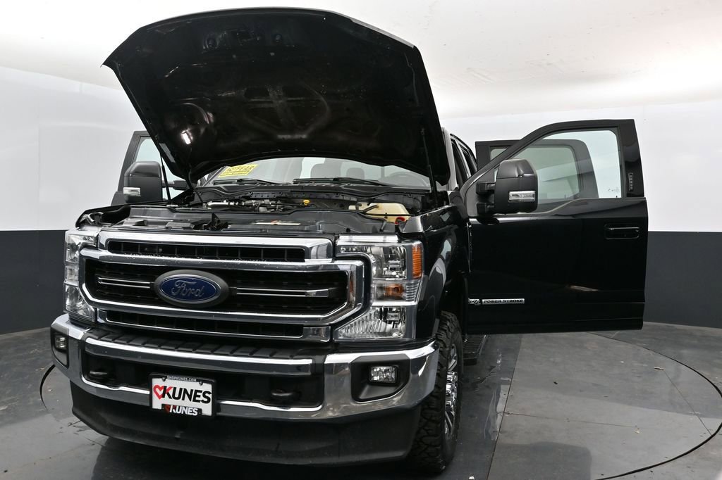 Certified 2020 Ford F350 Lariat w/ Lariat Value Package image 45