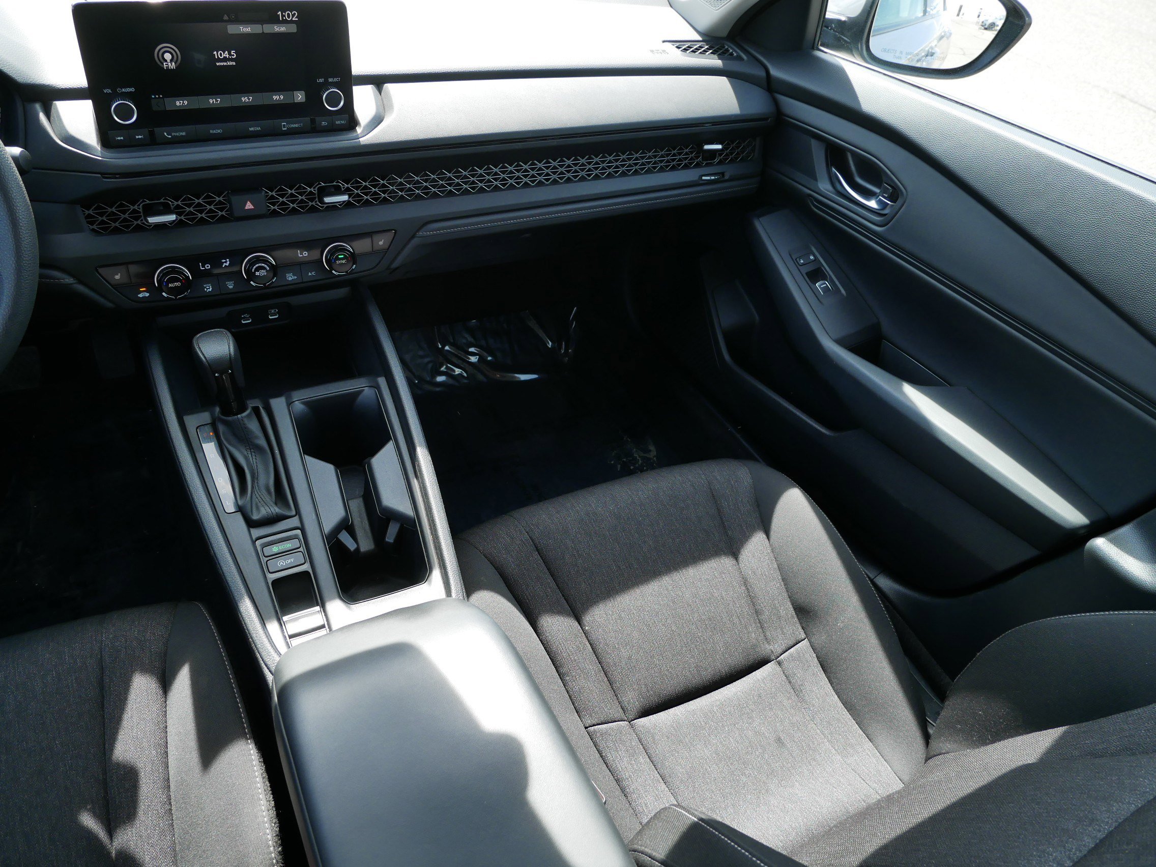 Used 2023 Honda Accord EX image 11