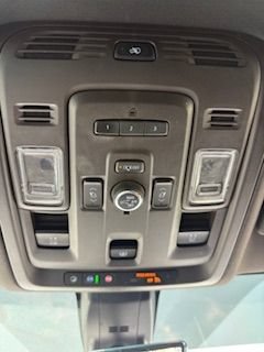 Used 2021 GMC Yukon XL Denali w/ Denali Premium Package AWD/4WD image 12