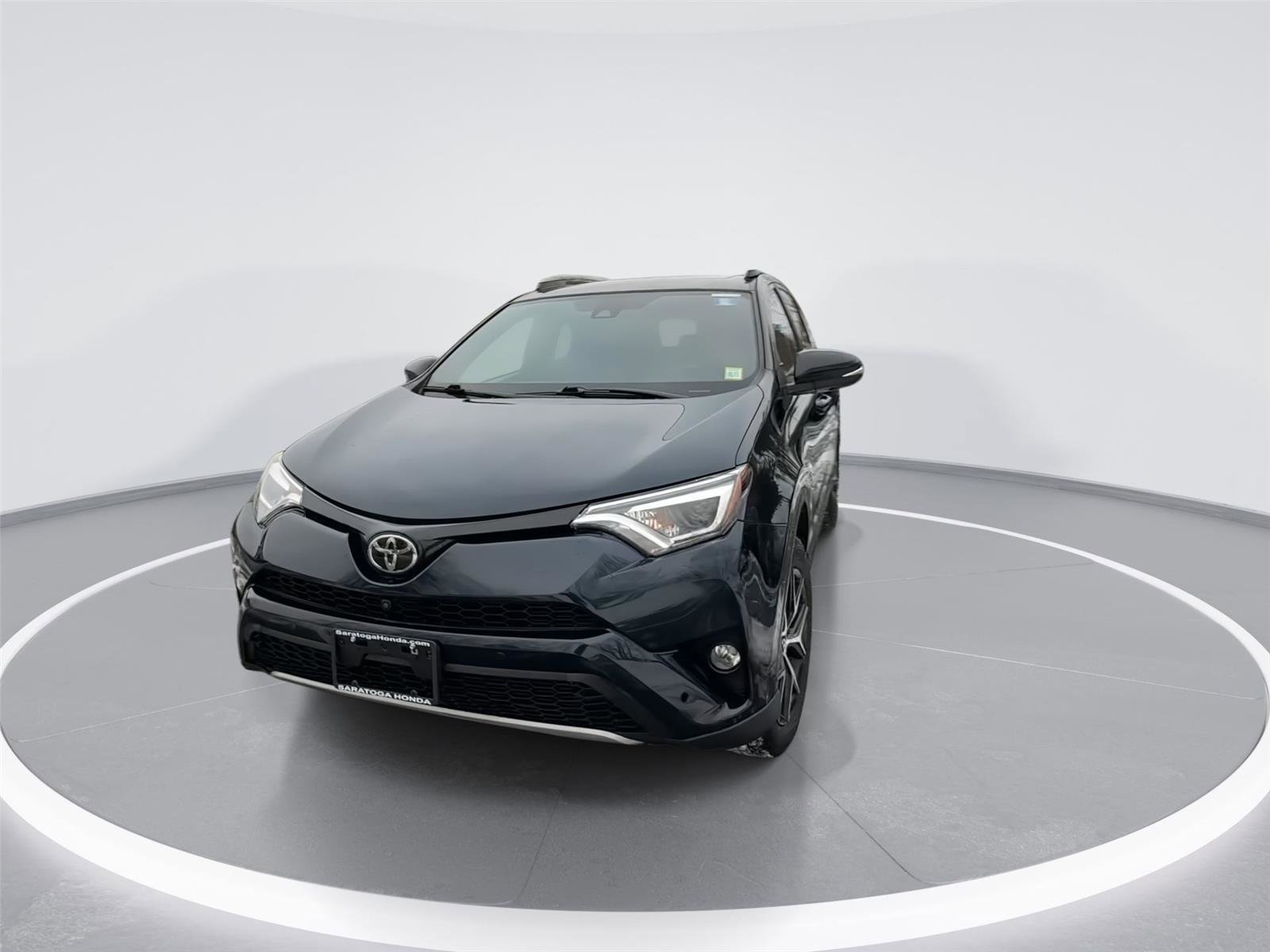 Used 2018 Toyota RAV4 SE w/ Advanced Technology Package image 3