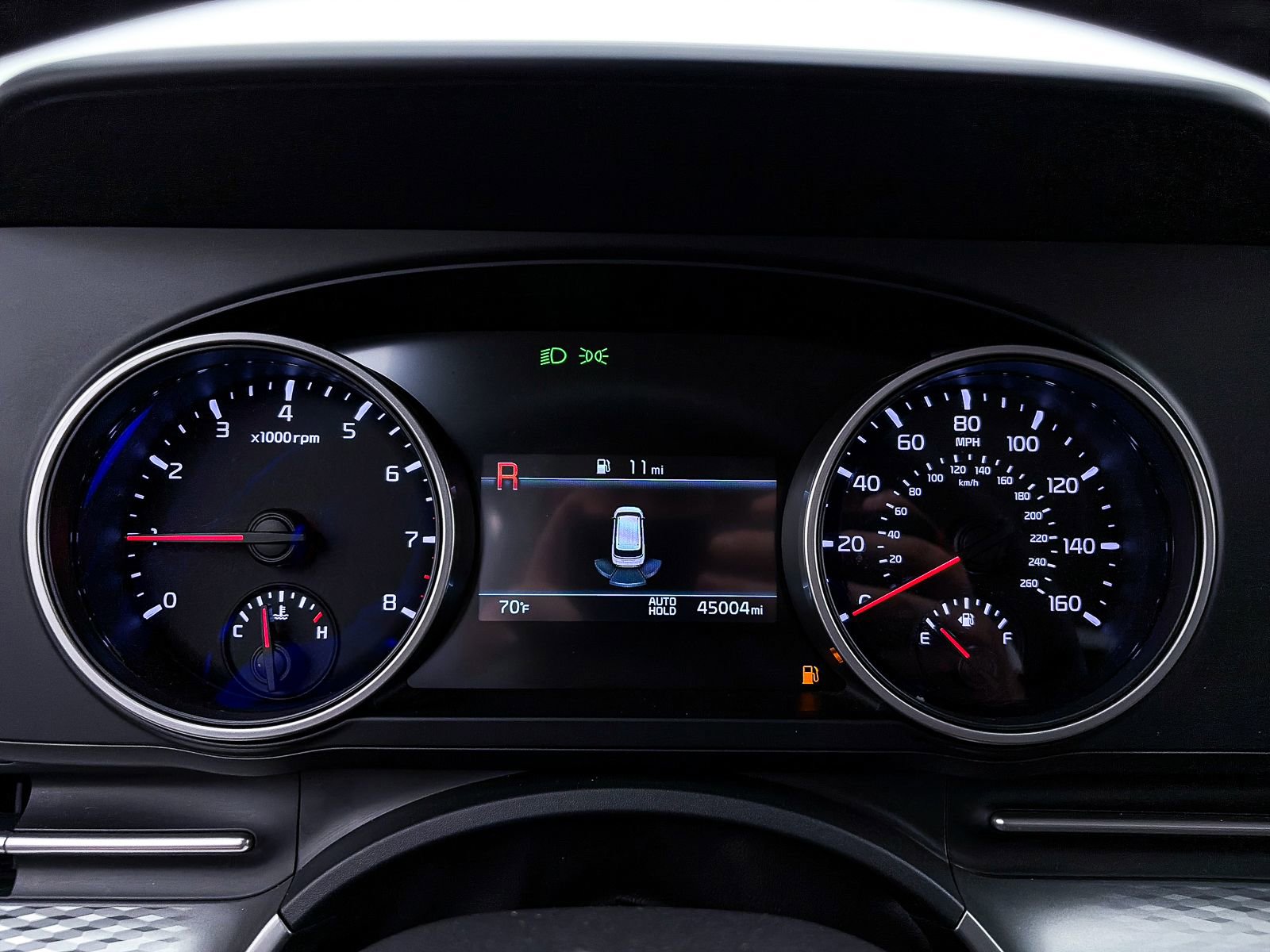 Used 2024 Kia Carnival LX image 28