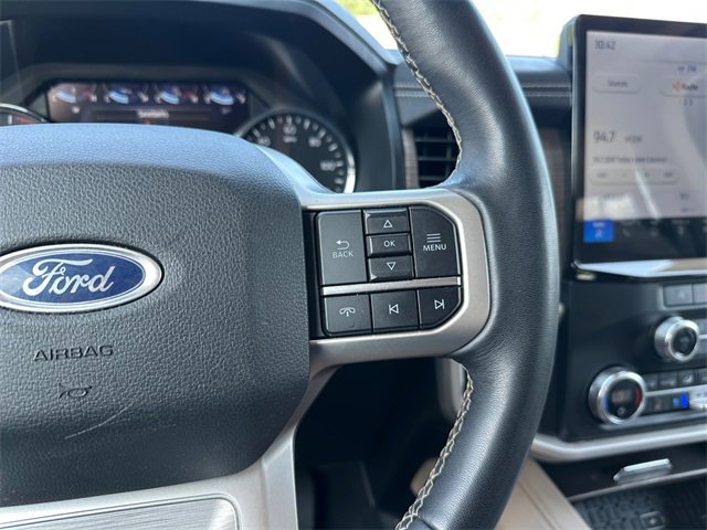 Used 2023 Ford Expedition Limited image 23