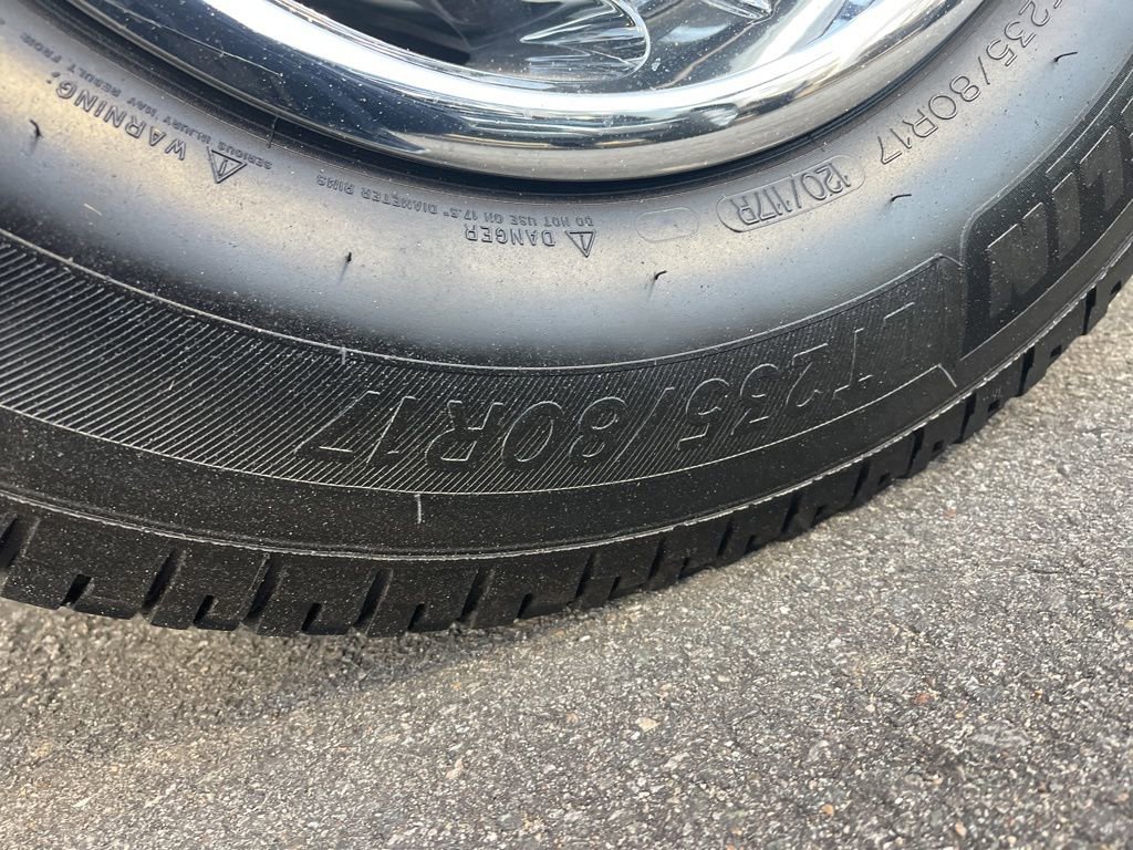 Used 2023 Chevrolet Silverado 3500 LT w/ Convenience Package image 31