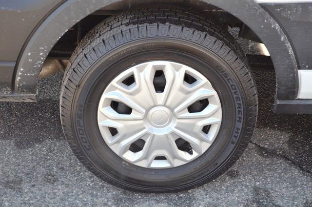 Used 2022 Ford Transit 350 XLT image 11