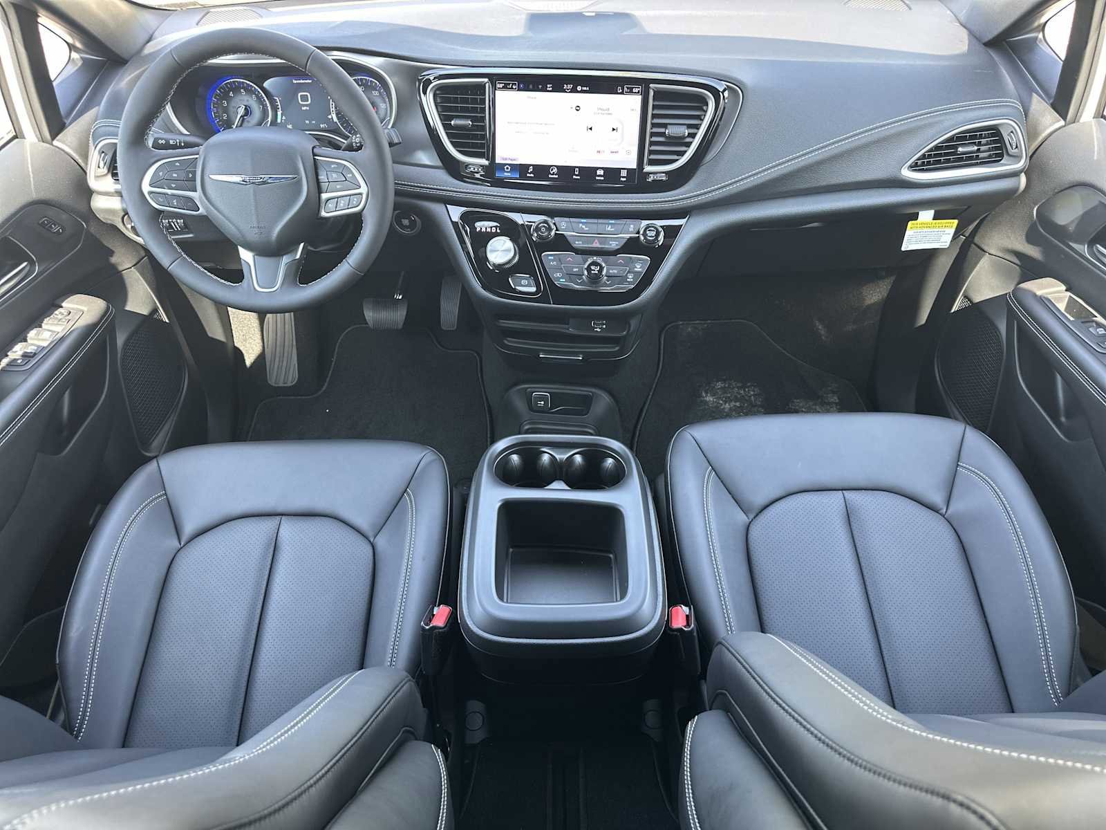 New 2026 Chrysler Pacifica Select FWD image 22
