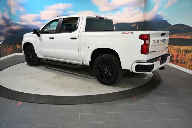 Used 2025 Chevrolet Silverado 1500 Custom w/ Turbomax Blackout Package AWD/4WD image 6