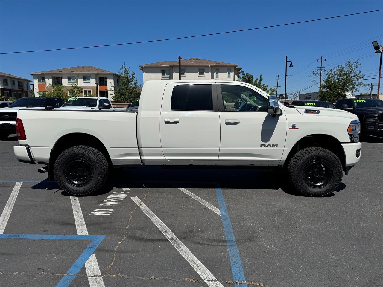 Used 2023 RAM 2500 Laramie AWD/4WD image 5