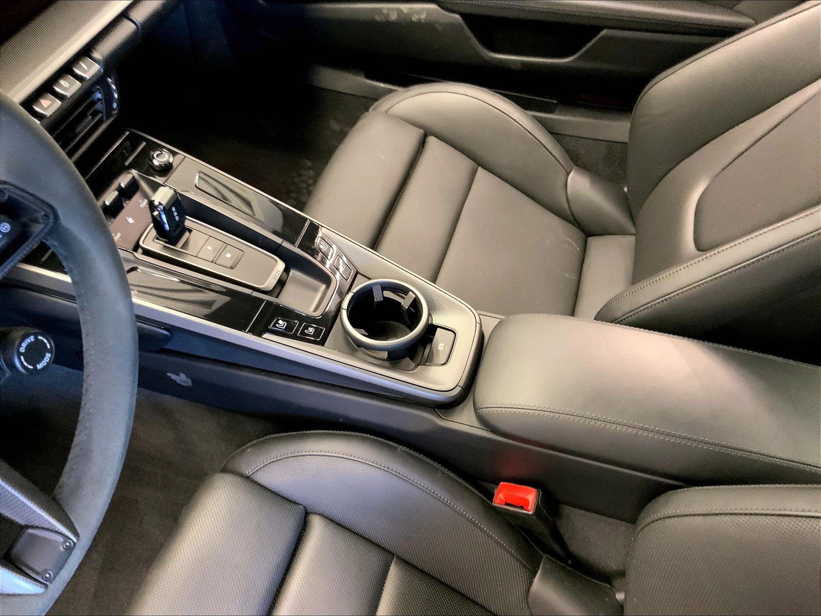 Certified 2025 Porsche 911 Carrera S RWD image 18