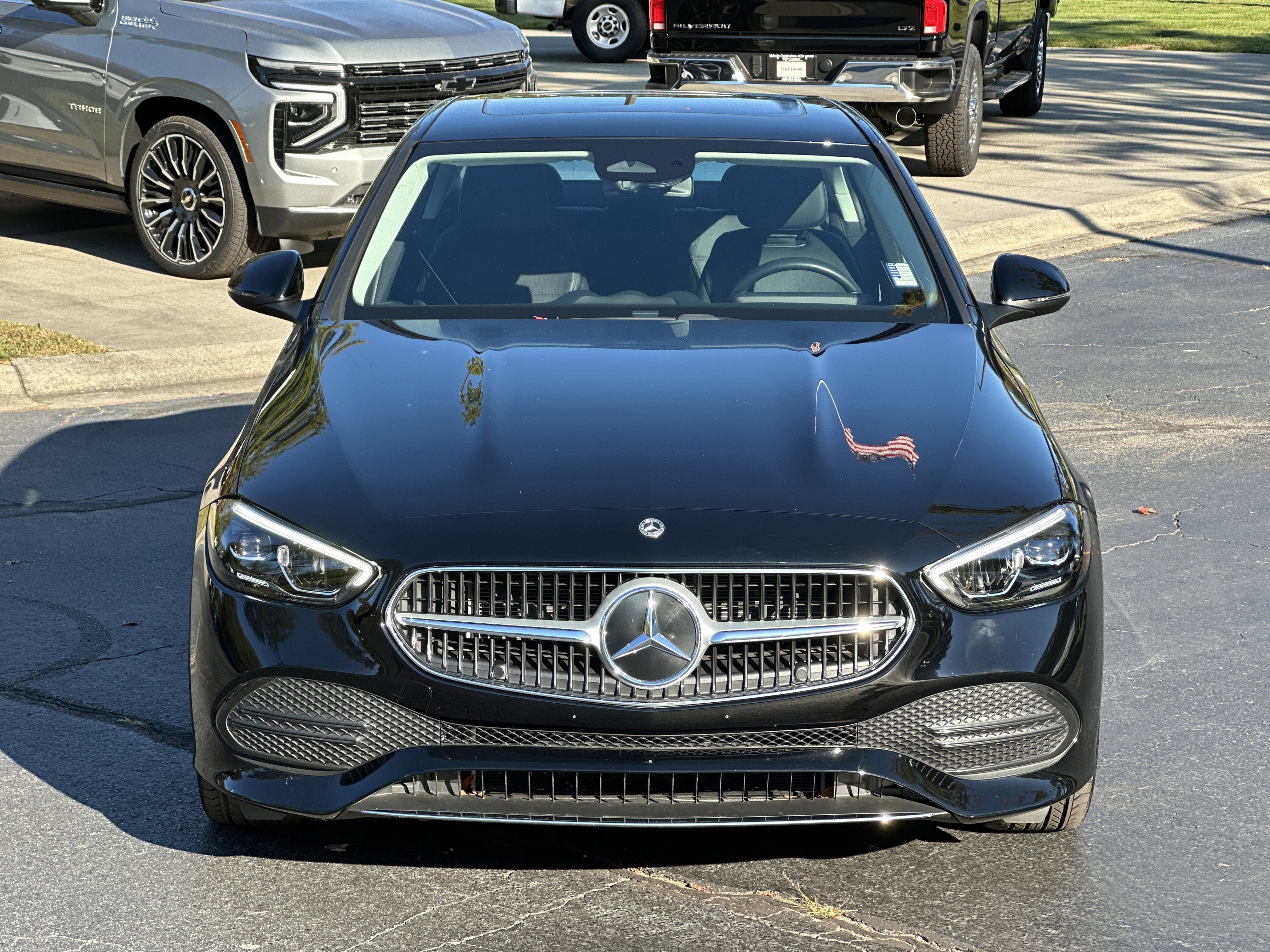 Used 2022 Mercedes-Benz C 300 Sedan image 2