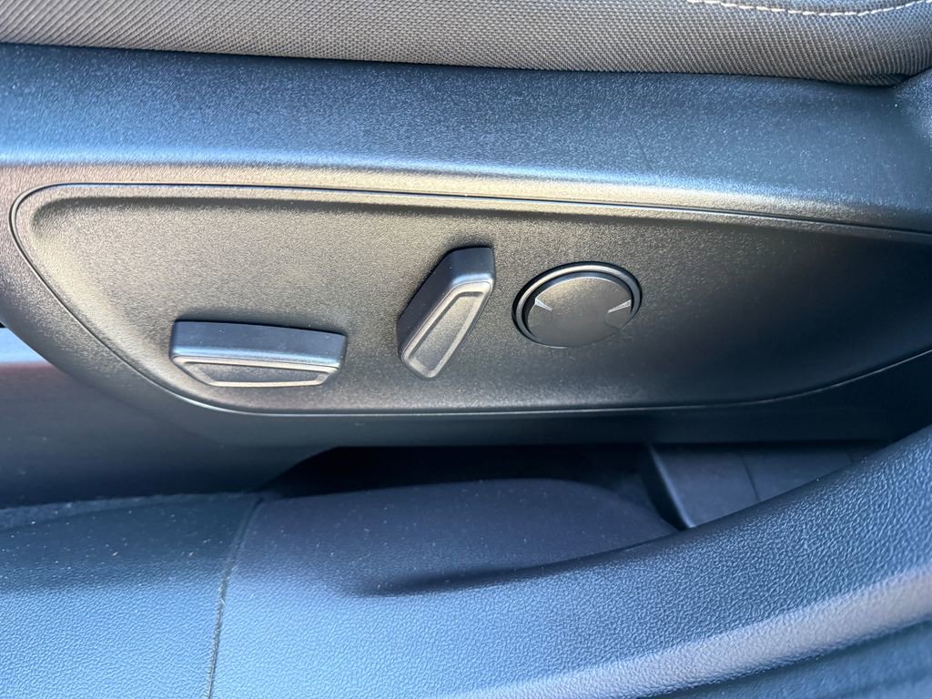 Certified 2022 Ford Escape SE w/ Convenience Package image 19