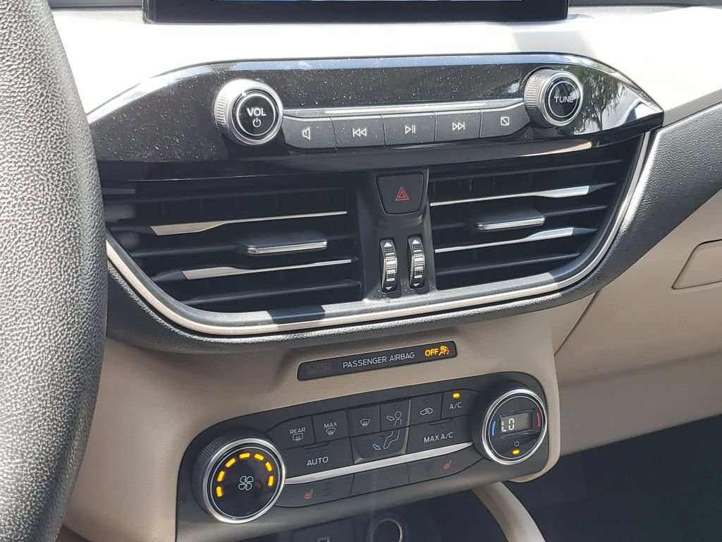 Used 2020 Ford Escape SE Sport FWD image 30
