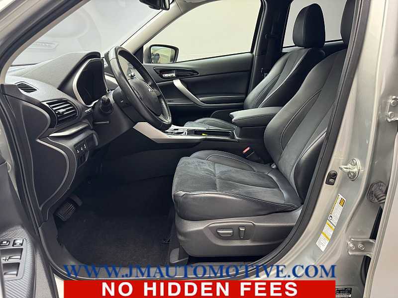 Used 2022 Mitsubishi Eclipse Cross SE image 12