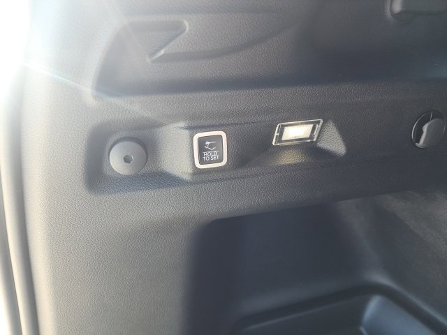 New 2025 Jeep Grand Cherokee L Limited w/ Black Appearance Package image 29