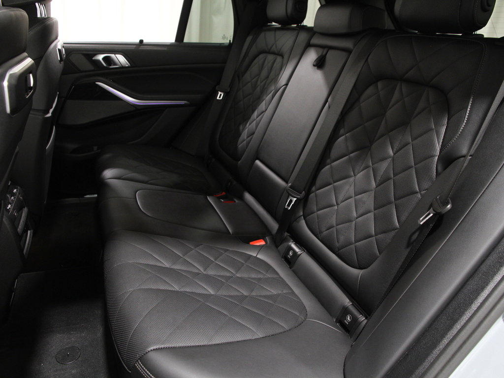 Certified 2024 BMW X5 xDrive50e w/ M Sport Package image 21