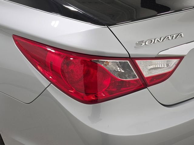Used 2012 Hyundai Sonata SE image 29
