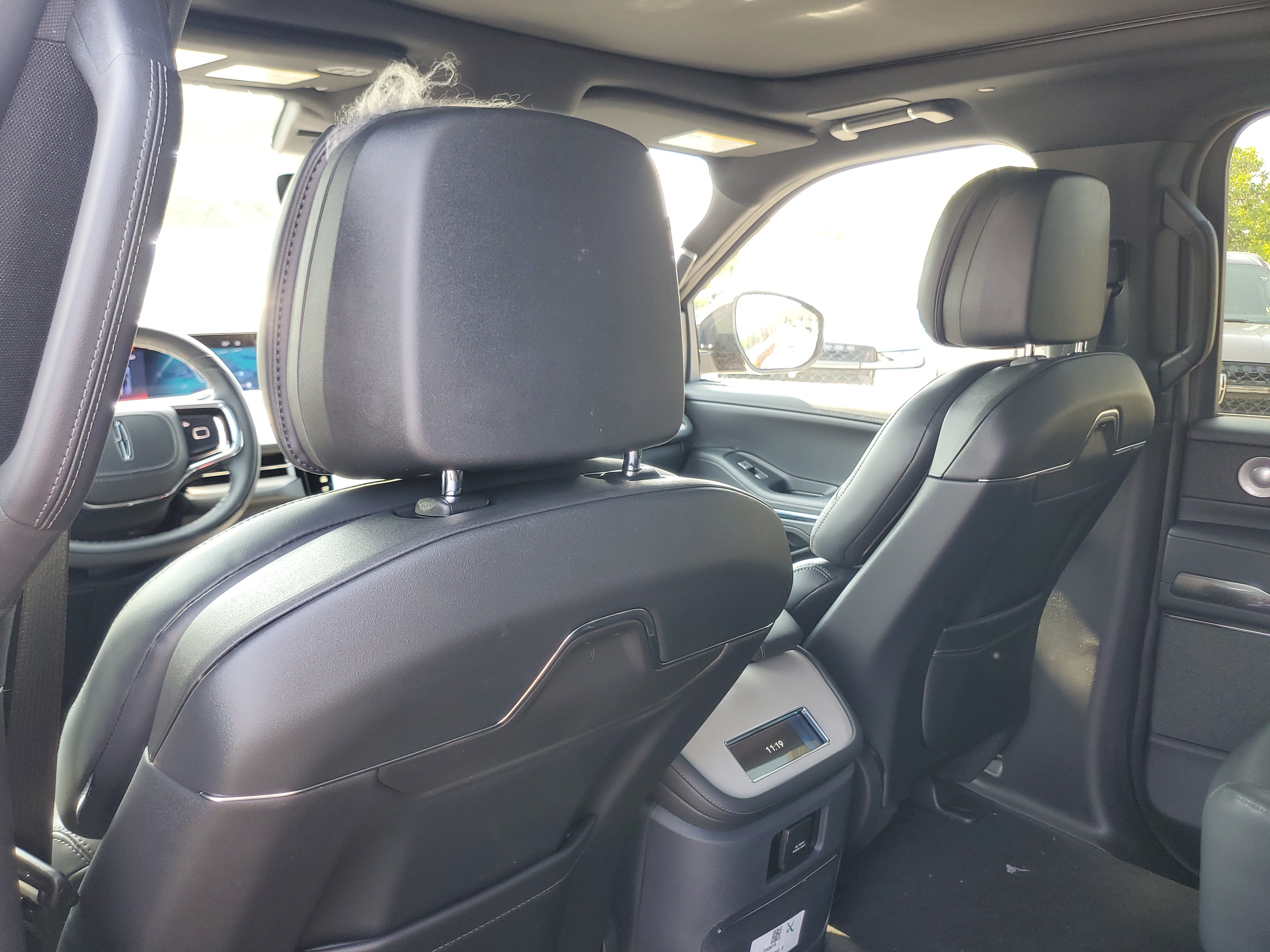 New 2027 Lincoln Navigator Reserve w/ Jet Appearance Package AWD/4WD image 28